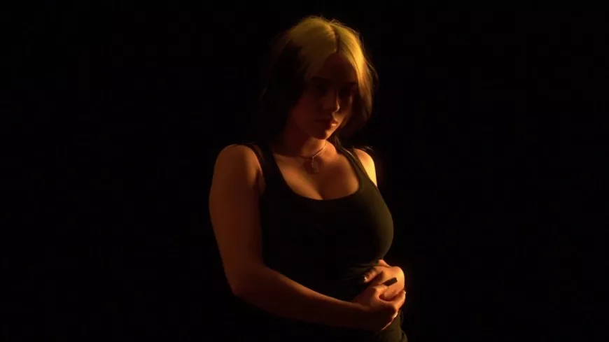 Billie Eilish dénonce le body-shaming dans un mini-film (VIDÉO)