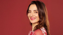 La romanci&egrave;re Serena Giuliano en d&eacute;dicace &agrave; Lyon