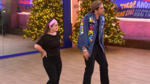 Quand Mayane (Un p’tit truc en plus) vient rendre visite aux élèves de la Star Academy