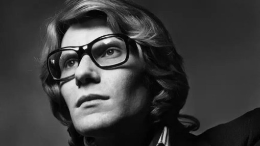 Pourquoi cette exposition sur le célèbre couturier Yves Saint Laurent va faire parler à Lyon Pourquoi cette exposition sur le célèbre couturier Yves Saint Laurent va faire parler à Lyon