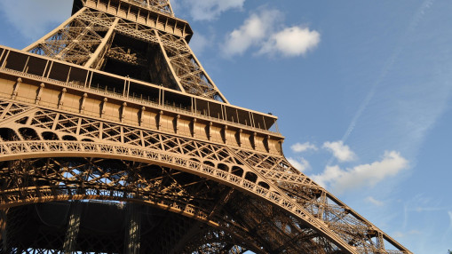 Des Lyonnaises parmi les femmes scientifiques inscrites sur la tour Eiffel