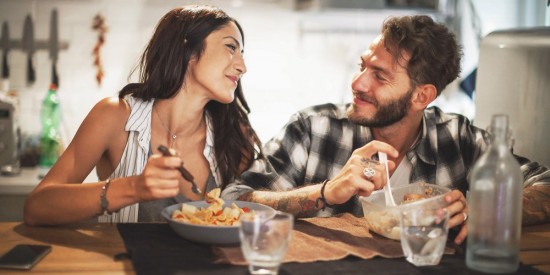 Couple heureux = couple qui mange beaucoup