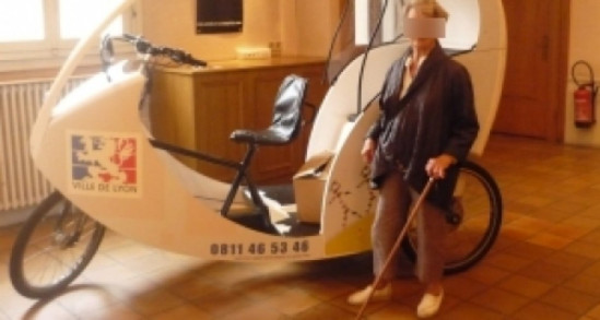 LE CYCLOPOUSSE ARRIVE A LA CROIX-ROUSSE