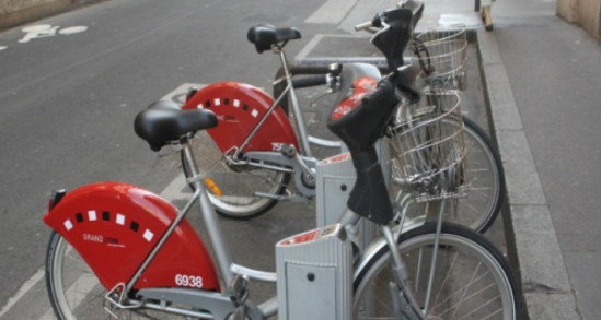 LE GRAND LYON VOUS AIDE A VOUS REPERER EN VELO