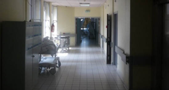 PROTHESES ARTICULAIRES PAS AUX NORMES : DES ETABLISSEMENTS DU RHÔNE CONCERNES ?