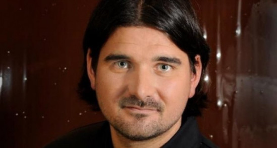 SEBASTIEN BOUILLET A L'HONNEUR DE L'EMISSION  " QUI SERA LE PROCHAIN GRAND PÂTISSIER ? MARDI SUR FRANCE 2