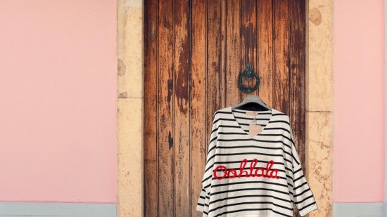 La boutique de prêt-à-porter "Mona Dress" organise une liquidation d'été en live Facebook !