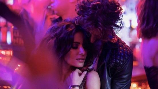 Sex/Life : Netflix publie une compilation des moments hot de la série ! (vidéo)