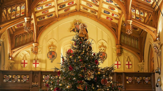 La famille royale dévoile son sapin de Noël !