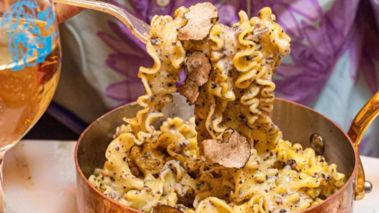 Réalisez la recette des fameuses pâtes à la truffe de Carmelo !