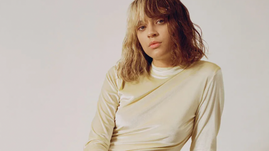 La chanteuse lyonnaise Pomme annonce son retour avec un nouvel album