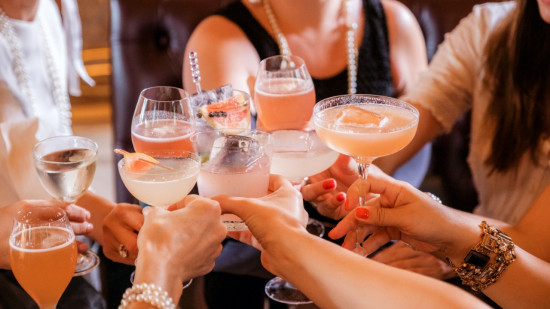 L'association lyonnaise le Cocon Solidaire organise des apéros entre femmes