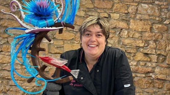 Formatrice en pâtisserie à Lyon, elle décide de se mobiliser pour les étudiants