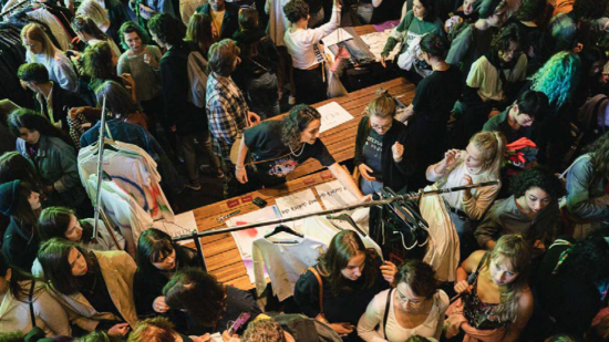 Minimaxxx, la friperie événementielle s'installe au Heat ce week-end avec plus de 5 000 pièces à chiner !