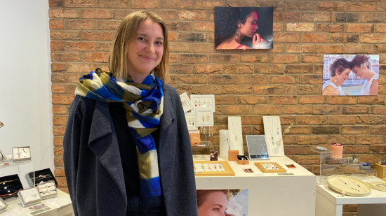 Odiora, la marque de bijoux lyonnaise engagée pour les sourds... mais pas que ! Odiora, la marque de bijoux lyonnaise engagée pour les sourds... mais pas que !