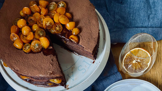 La recette de Davia : un gâteau de crêpes au chocolat et kumquats confits