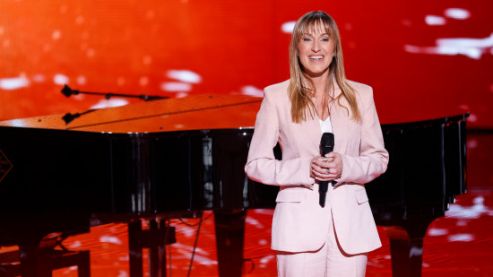 The Voice : qui est Nade, la Lyonnaise dont la voix a conquis les téléspectateurs samedi soir ?
