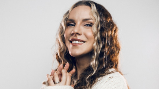 Emy LTR en dédicace à Lyon : "Lever le voile sur le tabou de la fausse couche"