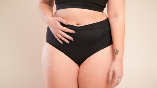 La marque lyonnaise Herloop dévoile sa première culotte menstruelle qui apaise les douleurs de règles