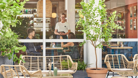 Lyon : The Hill Club, restaurant californien, inaugure sa terrasse