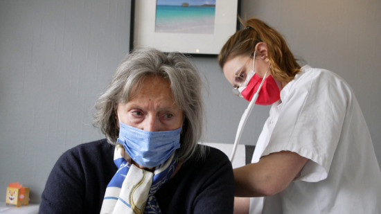 "Montrer que notre métier évolue" : une jeune médecin généraliste du Rhône témoigne dans un documentaire sur France 5