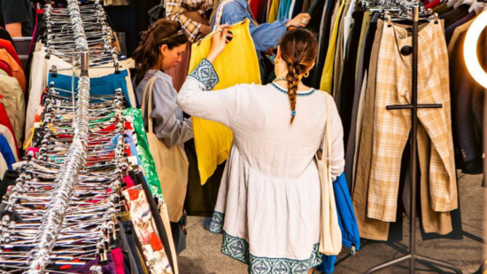 Trois jours de vente vintage au kilo à Lyon