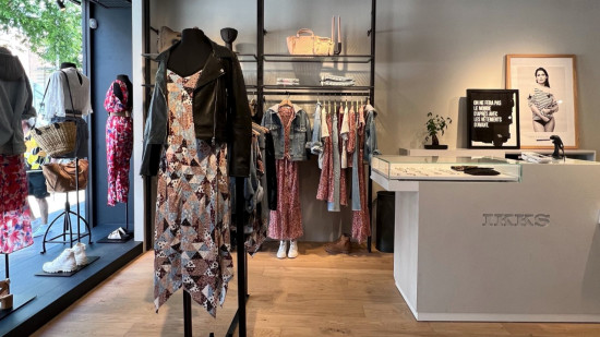 Crise du prêt-à-porter : l’enseigne IKKS veut fermer des magasins Crise du prêt-à-porter : l’enseigne IKKS veut fermer des magasins