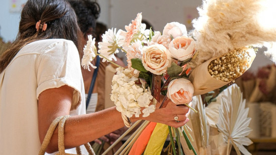 Un grand marché aux fleurs se prépare à Lyon