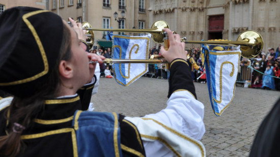 Défilés, danses et bals dans le quartier du Vieux Lyon ce week-end