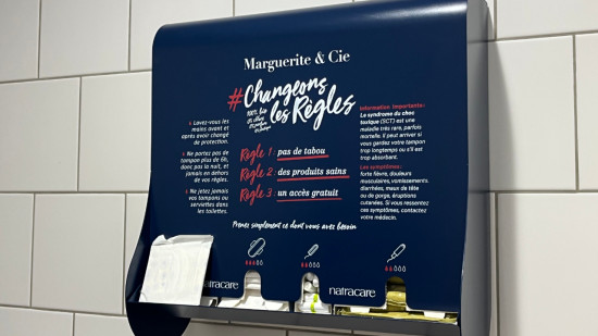 "C’est une question de dignité" : la Métropole de Lyon généralise les distributeurs de protections hygiéniques dans les collèges "C’est une question de dignité" : la Métropole de Lyon généralise les distributeurs de protections hygiéniques dans les collèges