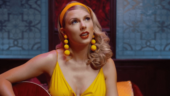 Taylor Swift à Lyon : un premier concert sous la pluie, les fans aux anges