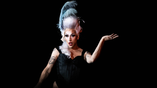 On a échangé avec Hugo Bardin, alias Paloma, avant son spectacle à Lyon !