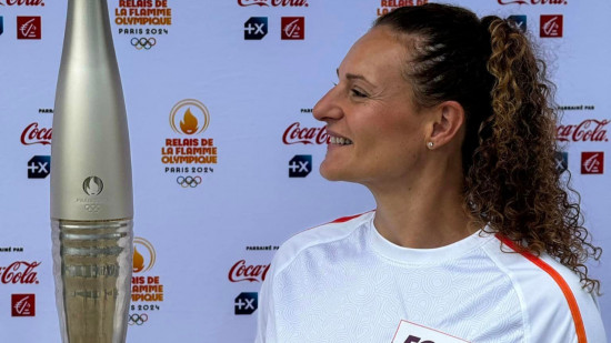 "Quel bonheur !" : Mélina Robert-Michon a porté la flamme olympique