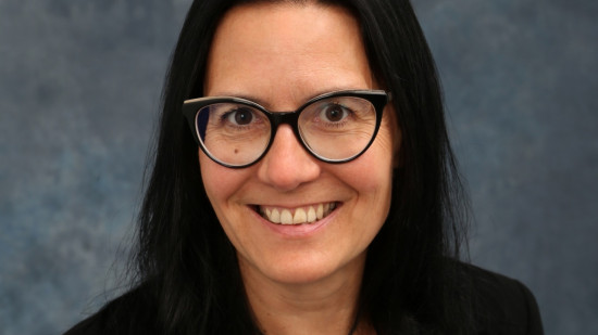 "J’aime trembler" : Cécile Baudin, romancière originaire de Lyon, récompensée d’un prix du polar