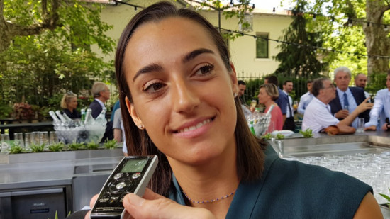 JO de Paris 2024 : Caroline Garcia a porté la flamme olympique dans les Yvelines JO de Paris 2024 : Caroline Garcia a porté la flamme olympique dans les Yvelines