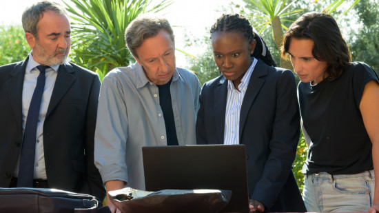 La comédienne Pauline Paolini dans la série Bellefond avec Stéphane Bern La comédienne Pauline Paolini dans la série Bellefond avec Stéphane Bern