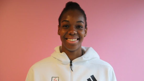 "Gagner toutes les compétitions possibles" : Dominique Malonga est l’une des 25 Lyonnaises qui feront 2025