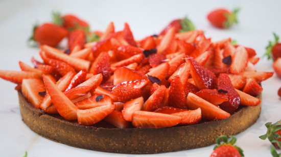 La recette du mois de juin : la tarte aux fraises de la pâtissière lyonnaise Caroline Hubert