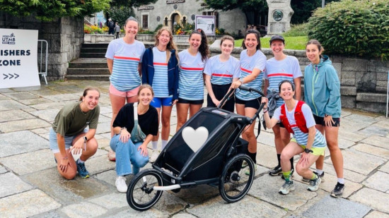 "Je ne suis pas que maman, je suis aussi sportive" : à Lyon, des sessions de course à pied en poussette "Je ne suis pas que maman, je suis aussi sportive" : à Lyon, des sessions de course à pied en poussette