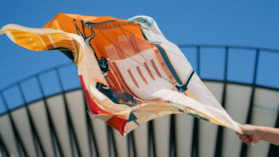 Le look du mois : les foulards chics de Maison Bocko