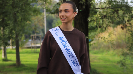 Miss France 2026 : Noémie Baiamonte, Miss Rhône-Alpes, absente du top 12, Miss Tahiti élue Miss France 2026 : Noémie Baiamonte, Miss Rhône-Alpes, absente du top 12, Miss Tahiti élue