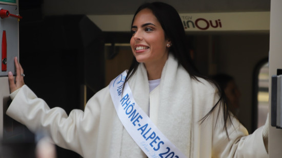 "Un nouveau tournant dans ma vie" : cette ancienne Miss Rh&ocirc;ne-Alpes &eacute;lue conseill&egrave;re d'arrondissement pr&egrave;s de Lyon