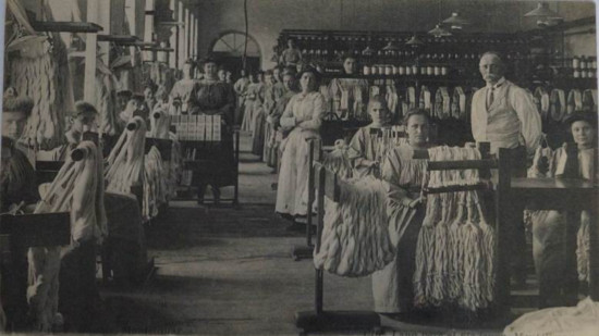 1869 : l'une des toutes premi&egrave;res gr&egrave;ves de femmes en France a eu lieu &agrave; Lyon