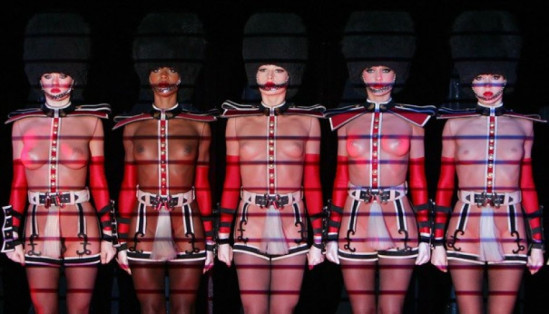 Nos interviews exclusives du Crazy Horse ! Nos interviews exclusives du Crazy Horse !