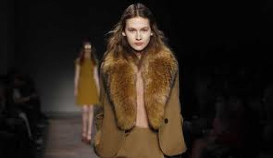 LOOK_ Le col de nouveau cool
Le retour des cols en fourrure LOOK_ Le col de nouveau cool
Le retour des cols en fourrure