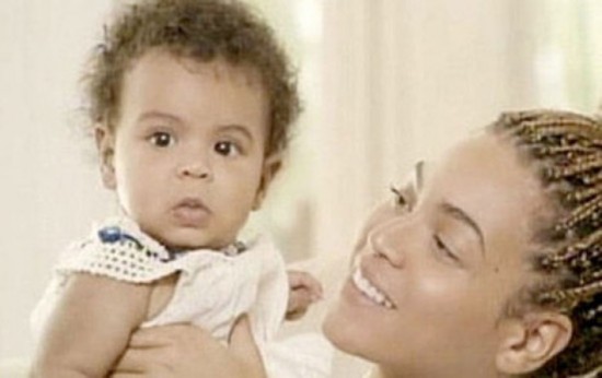Beyoncé : le visage de sa petite Blue Ivy ! Beyoncé : le visage de sa petite Blue Ivy !