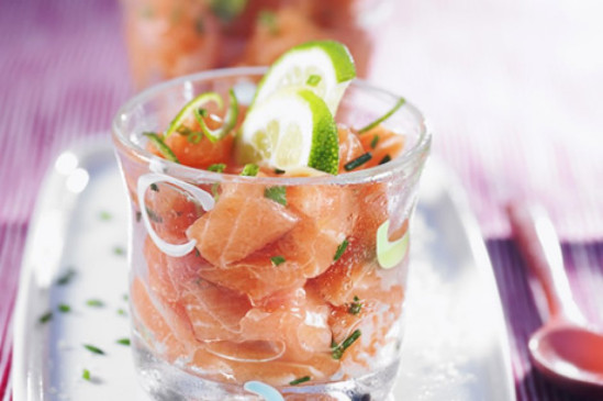 Saumon mariné au citron vert en verrine