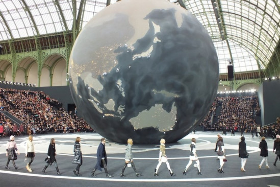 CHANEL DEFILE HAUTE COUTURE AUTOMNE-HIVER 2013-2014 A LA FASHION WEEK CHANEL DEFILE HAUTE COUTURE AUTOMNE-HIVER 2013-2014 A LA FASHION WEEK