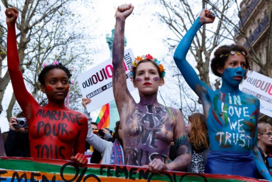 Le PS recule en renonçant à la procréation médicalement assistée Le PS recule en renonçant à la procréation médicalement assistée