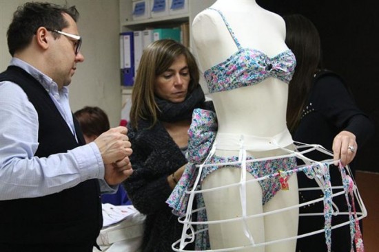 Nicolas Fafiotte, des robes de Miss à la lingerie Etam